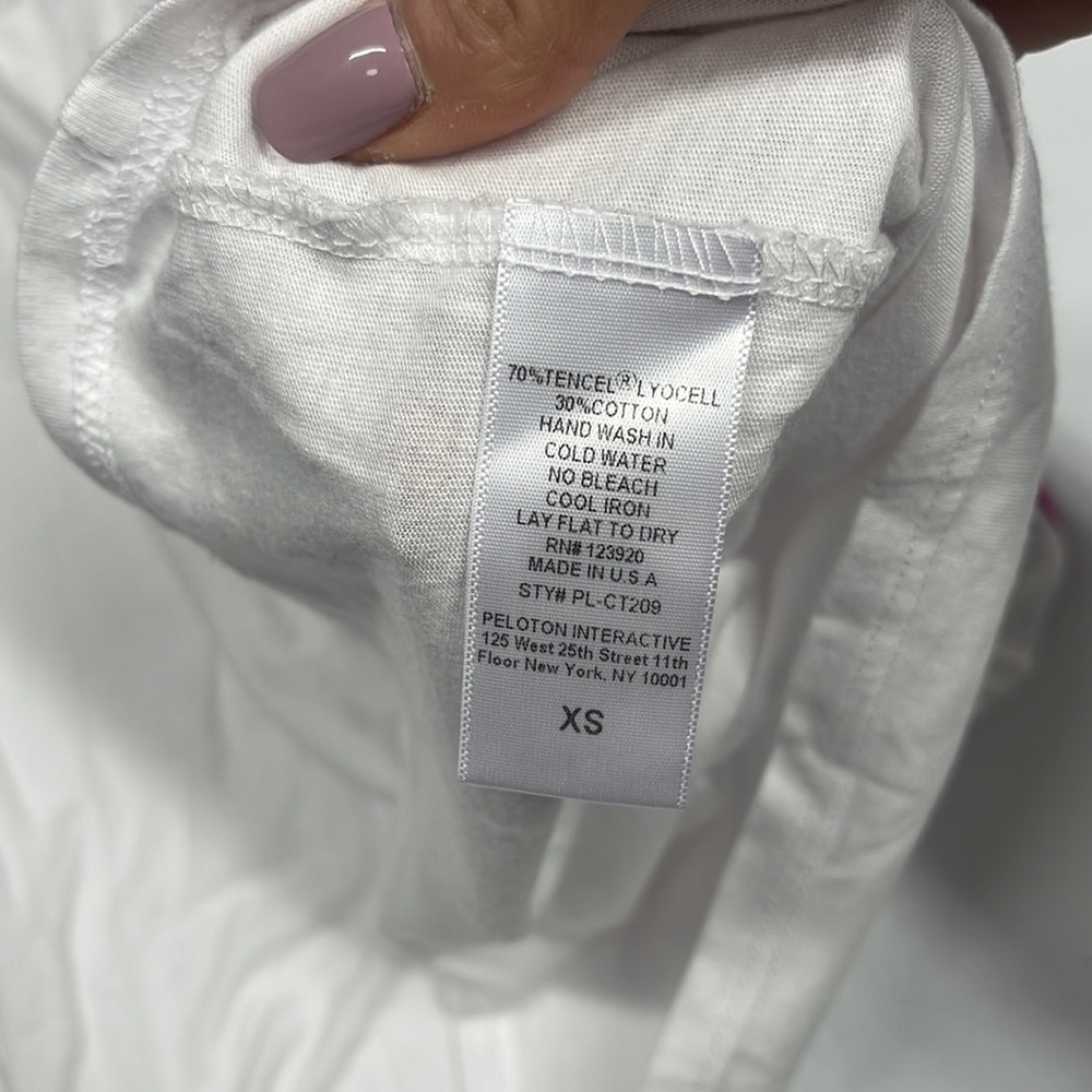 NWT Peloton Ringer Muscle Tank Top White Pink Blue Women's XS - Picture 5 of 7